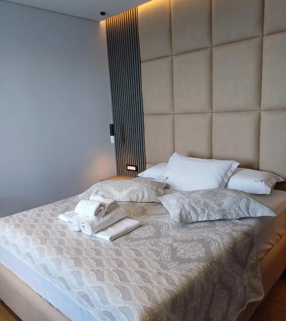 Blue Bay Hotel Sarandë