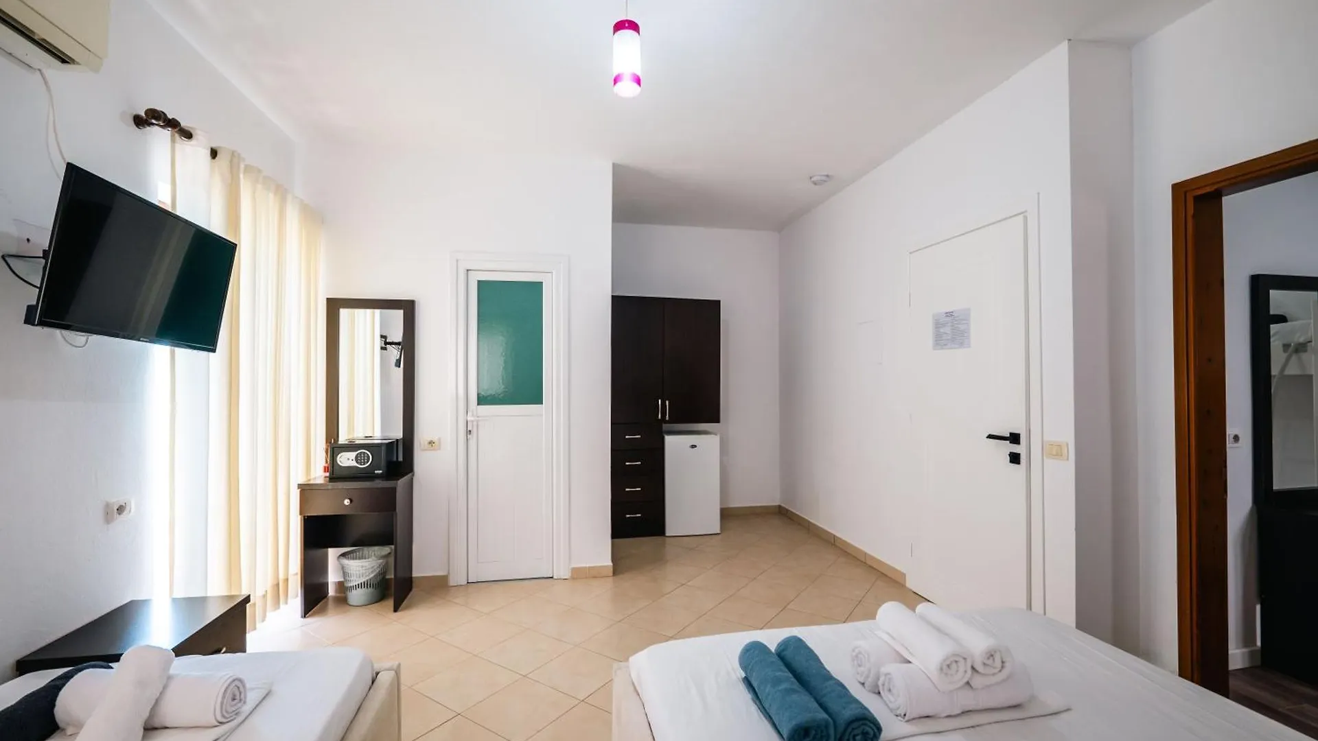 Blue Bay Hotel Sarandë