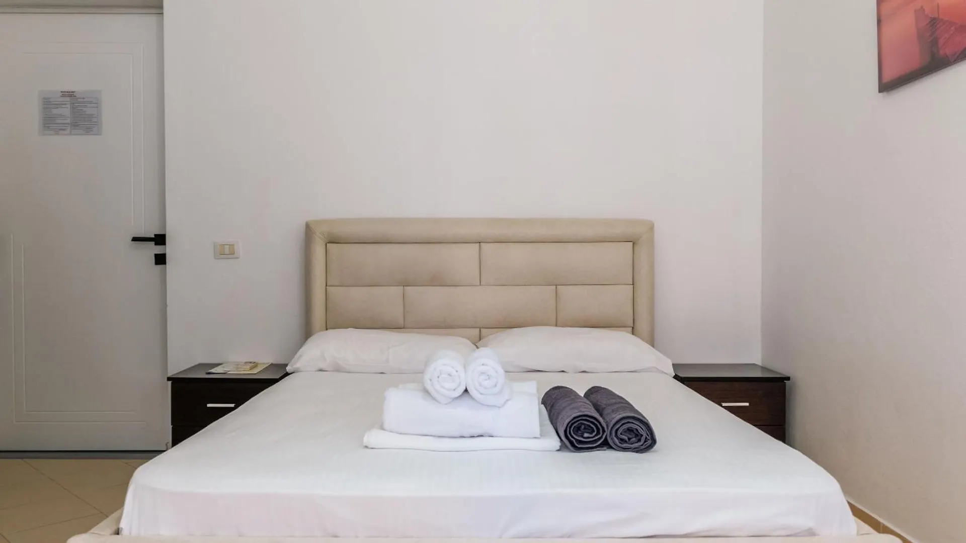 Blue Bay Hotel Sarandë