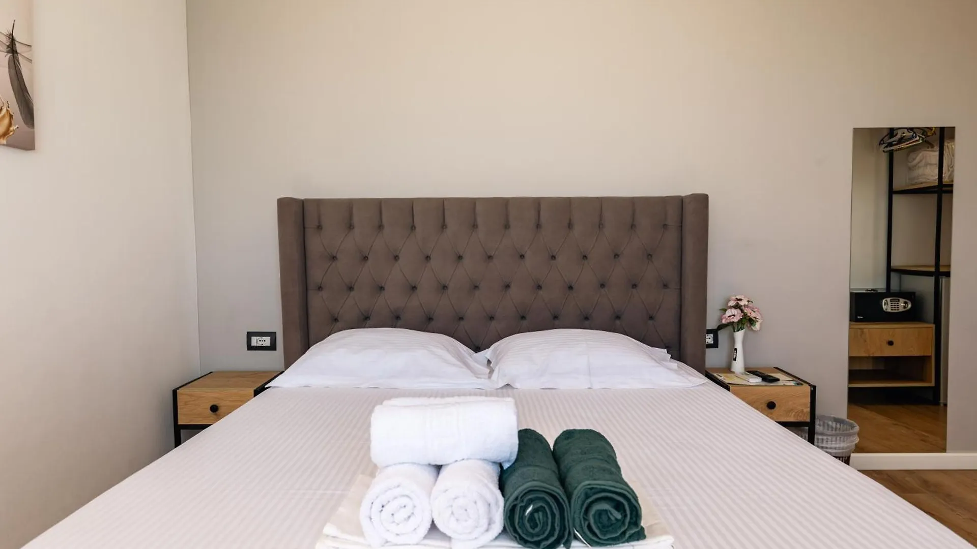 Blue Bay Hotel Sarandë