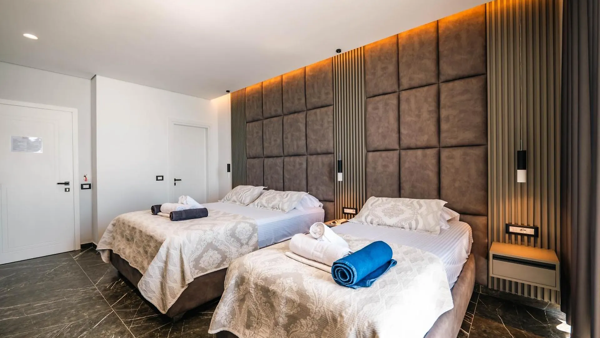 Blue Bay Hotel Sarandë