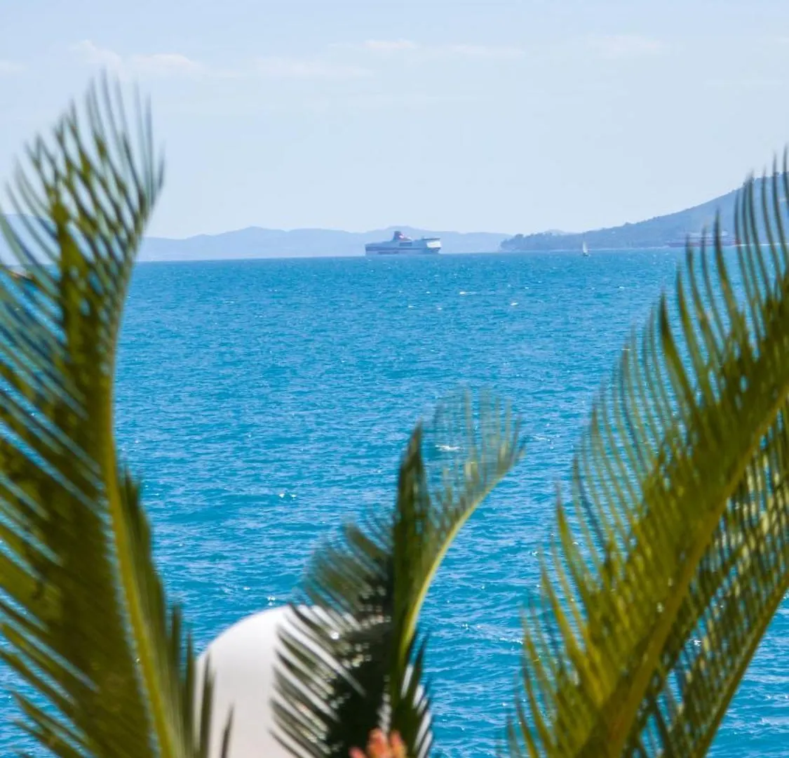Blue Bay Hotel Sarandë