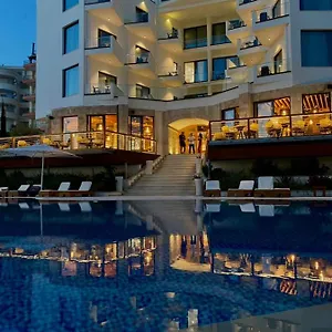 Harbour **** Sarandë