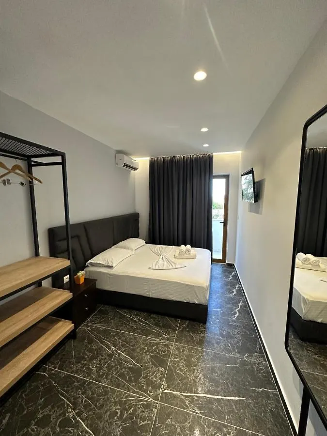 Blue Bay Hotel Sarande