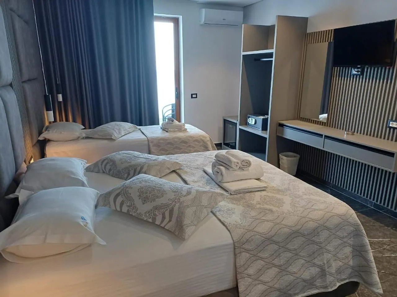 Blue Bay Hotel Sarande